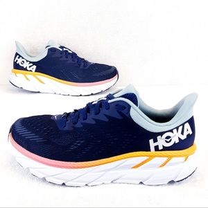 Hoka sneakers Clifton 7